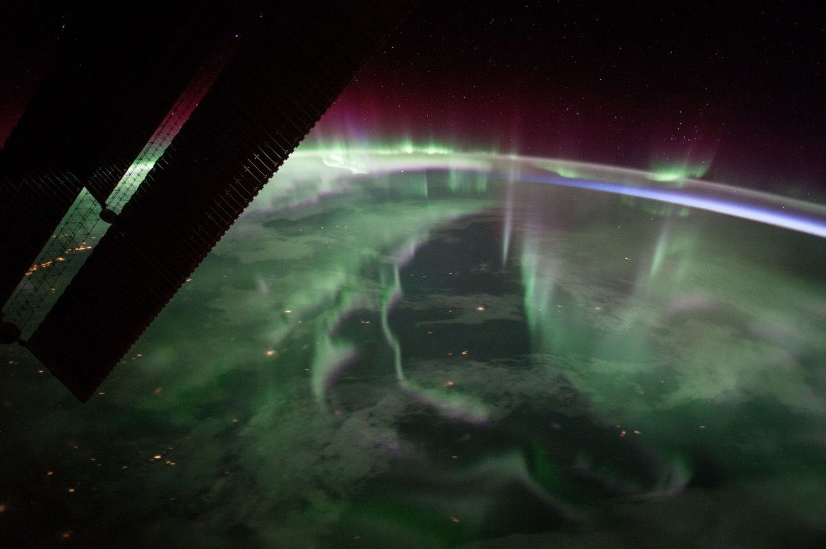 Северное сияние над Канадой / фото nasa.gov Северное сияние над Канадой / фото nasa.gov
