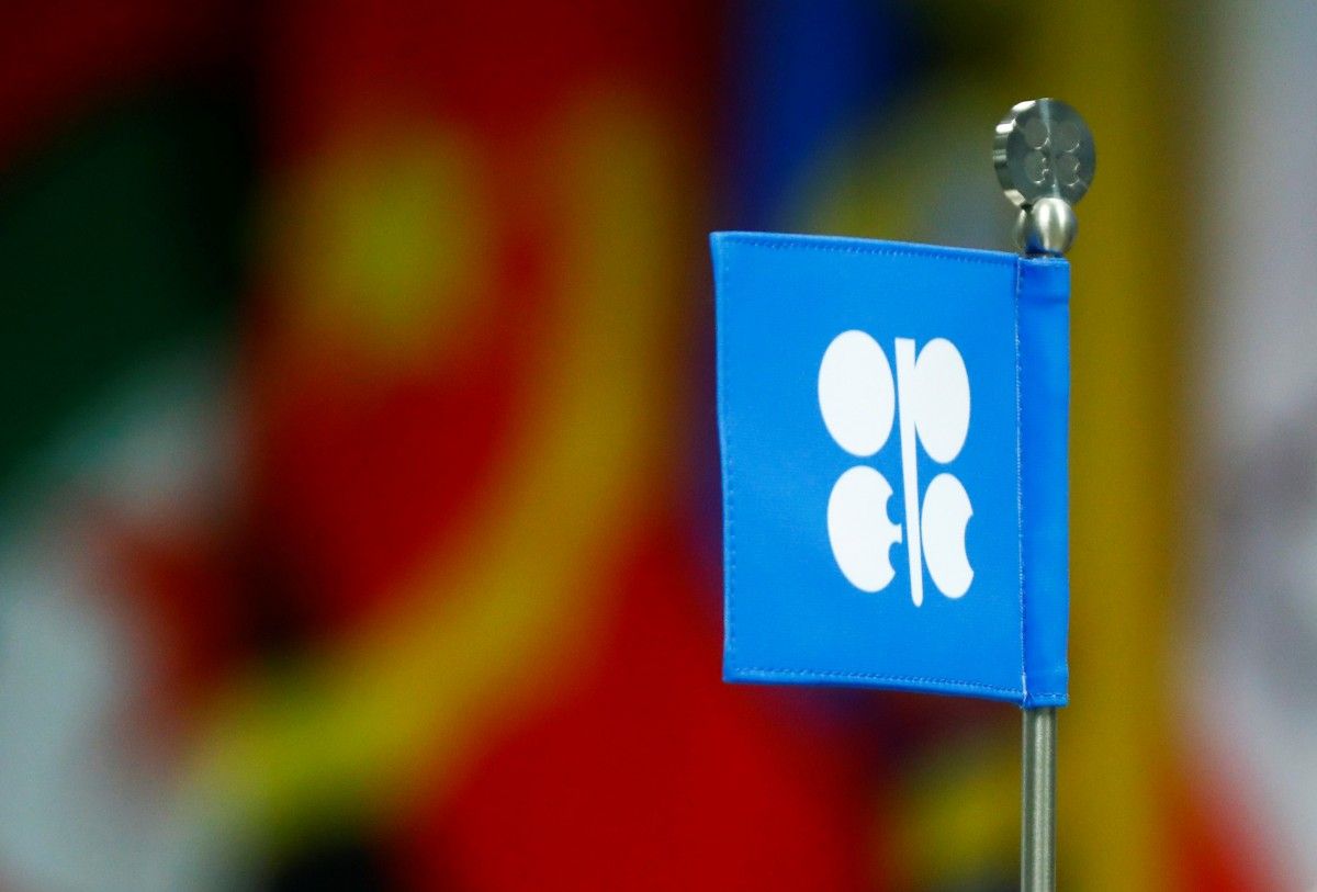 Увеличение поставок нефти на рынок со стороны ОПЕК+ сильно ударило по ценам на нефть,/ фото REUTERS Увеличение поставок нефти на рынок со стороны ОПЕК+ сильно ударило по ценам на нефть,/ фото REUTERS