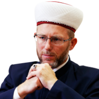 "Террористы бывают любого вероисповедания. К примеру, "Русская православная армия" на Донбассе… Но никто никогда не использовал термин "православный террорист"