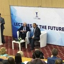 Нобелевский лауреат в Киеве рассказал, как предотвратить заболевание раком