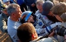 Американская астронавтка вернулась на Землю после 288 дней в космосе