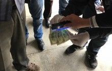На Житомирщині поліція затримала голову сільради на хабарі у $400