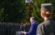 Poroshenko: Peace in Donbas can be ensured by political and diplomatic means, but with strong army