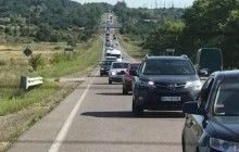На Житомирщині поліція перевірила колону автомобілів, що рухається до Краковця