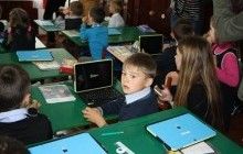 Голова Житомирської ОДА оглянув хід робіт з утеплення Романівської гімназії