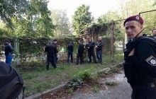 Це вам не бабусь штовхати: у Києві "тітушки" отримали жорстку відсіч при спробі "віджати" спортклуб (фото, відео)