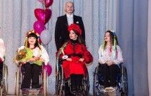 Конкурсантка "Мисс мира на инвалидных колясках" Оксана Кононец: Обычной Ксюше с Борщаговки намного труднее сделать что-то полезное и значимое, чем обладательнице короны "Мисс мира"