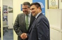 Миротворческая миссия должна размещаться на всей территории Донбасса - глава МИД Германии