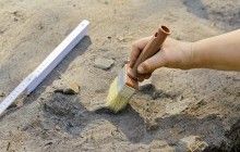 Вчених шокувала несподівана знахідка в могилі середньовічного ченця біля берегів Нормандії