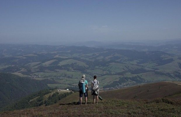 В связи с коронавирусом в мире Зеленский призвал украинцев заниматься внутренним туризмом