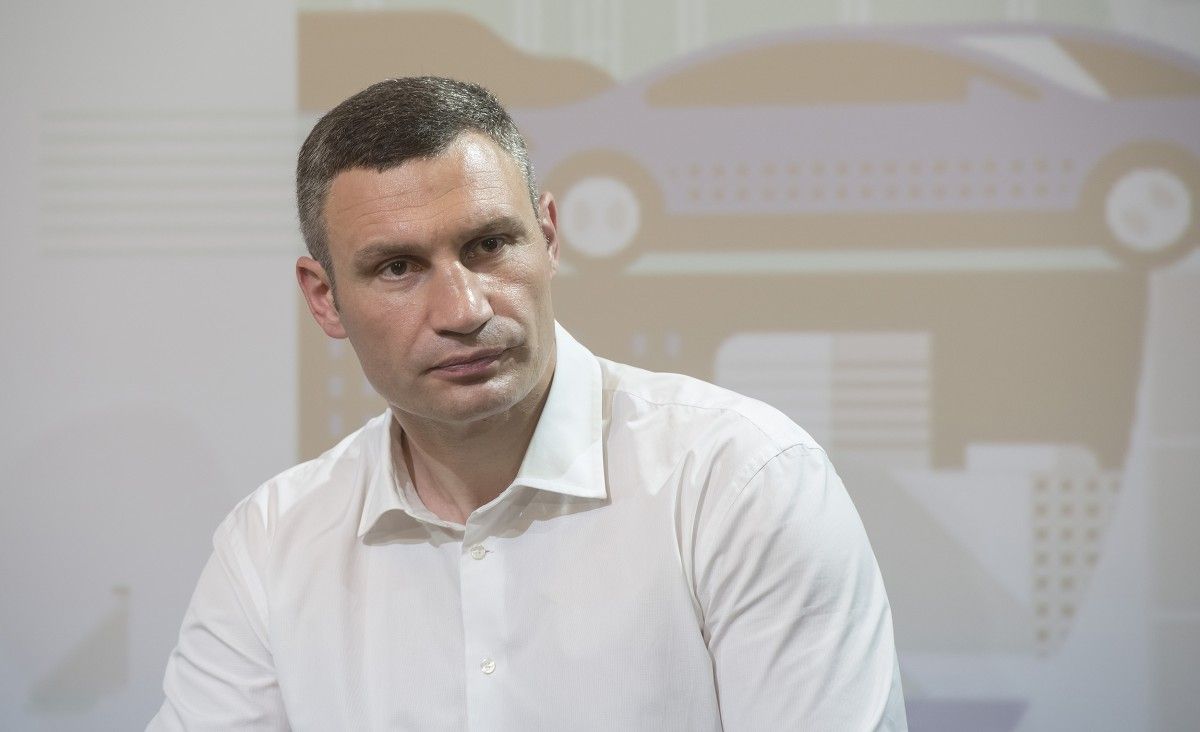 За словами эксперта, благодаря системе видеофиксации уже удалось раскрыть ряд тяжелых преступлений За словами эксперта, благодаря системе видеофиксации уже удалось раскрыть ряд тяжелых преступлений
