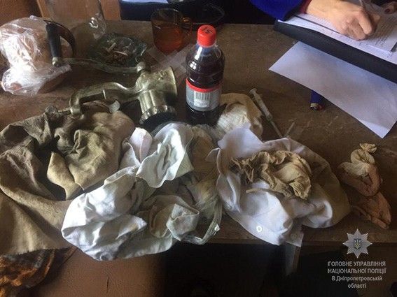 Начато уголовное производство по статьям 307 и 263 УК / фото dp.npu.gov.ua Начато уголовное производство по статьям 307 и 263 УК / фото dp.npu.gov.ua