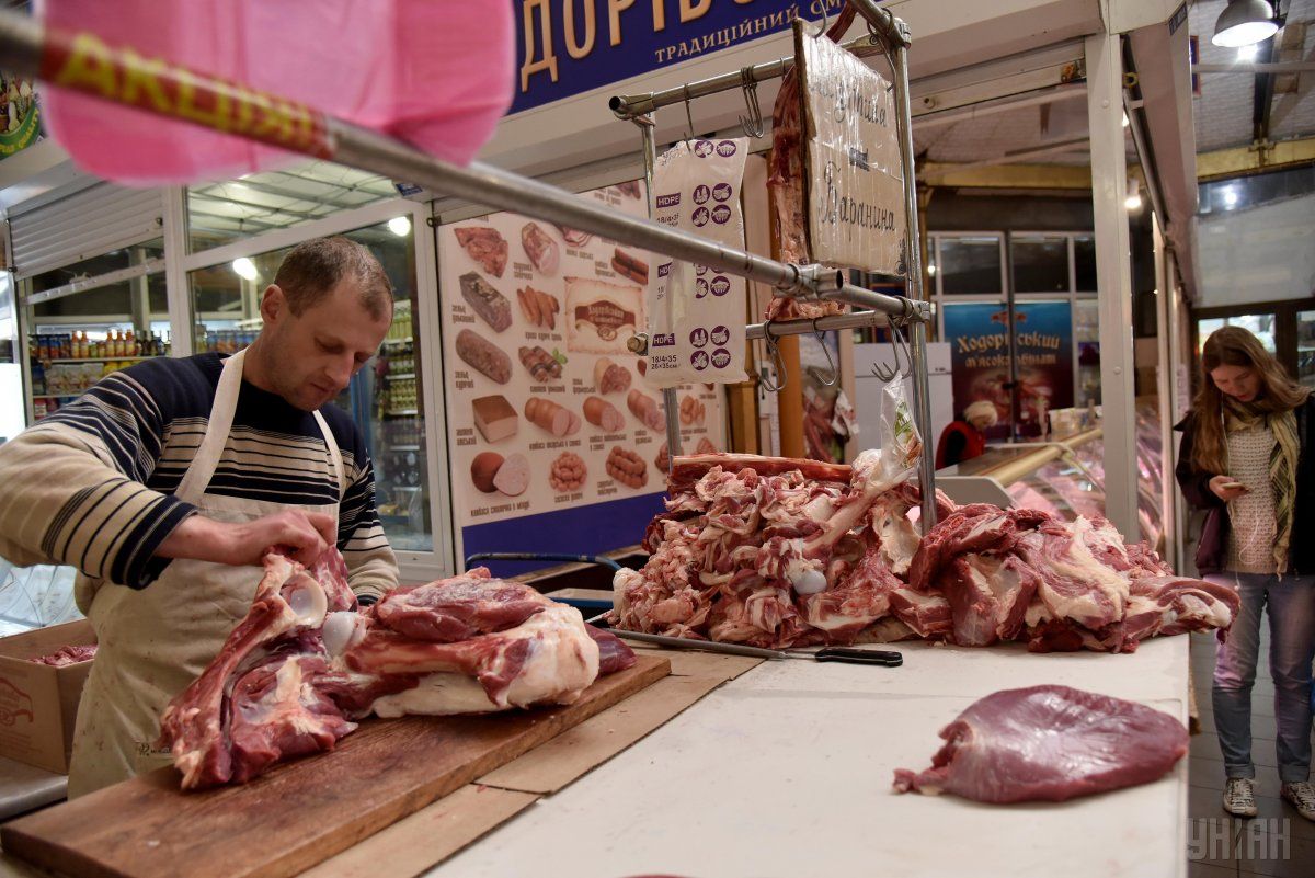 В январе-июне было произведено 1,78 млн тонн мяса / фото УНИАН