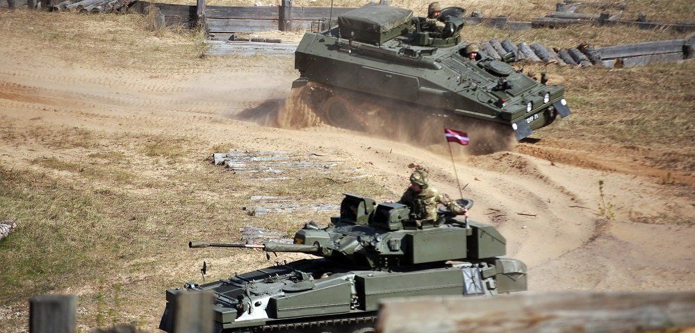 Британія поставила до Латвії 65 бойових розвідувальних бронемашин / фото LETA Британія поставила до Латвії 65 бойових розвідувальних бронемашин / фото LETA