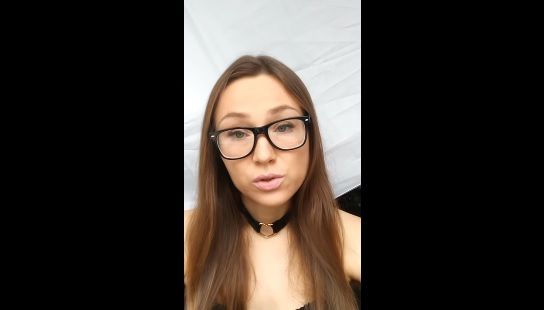 Порноактриса предложила российским законодателям секс в обмен на легализацию криптовалюты / Скриншот Порноактриса предложила российским законодателям секс в обмен на легализацию криптовалюты / Скриншот