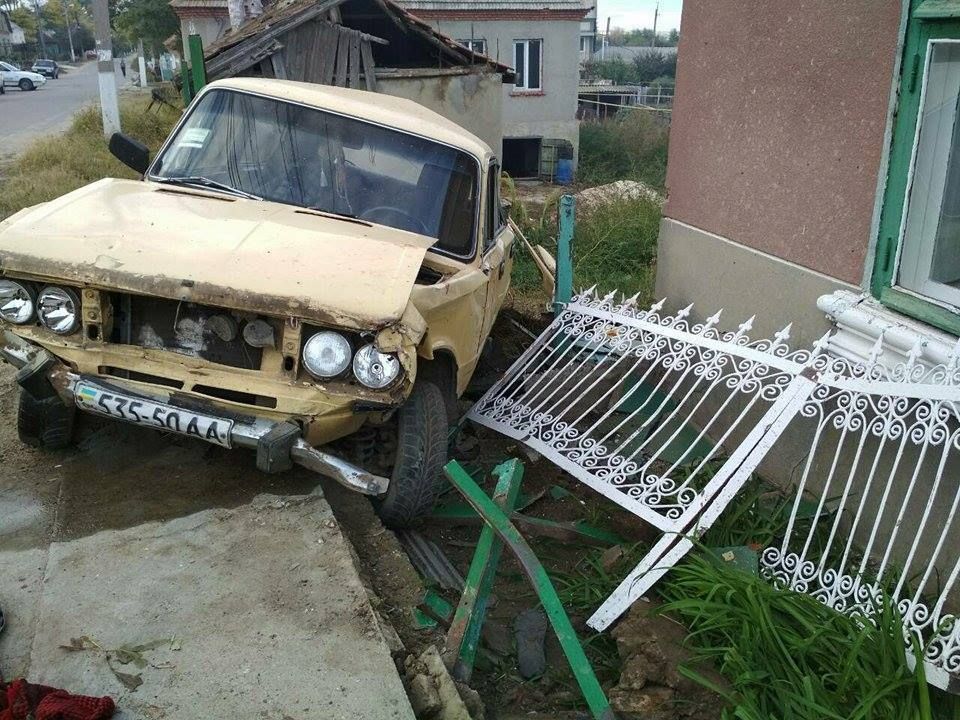 Водій перебував у стані алкогольного сп'яніння / фото facebook.com/gunp.odessa Водій перебував у стані алкогольного сп'яніння / фото facebook.com/gunp.odessa