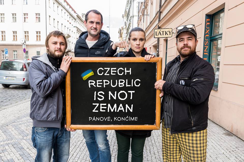 Чехи висловлюють обурення словами свого президента про Крим / фото facebook.com/SuchanekR Чехи висловлюють обурення словами свого президента про Крим / фото facebook.com/SuchanekR