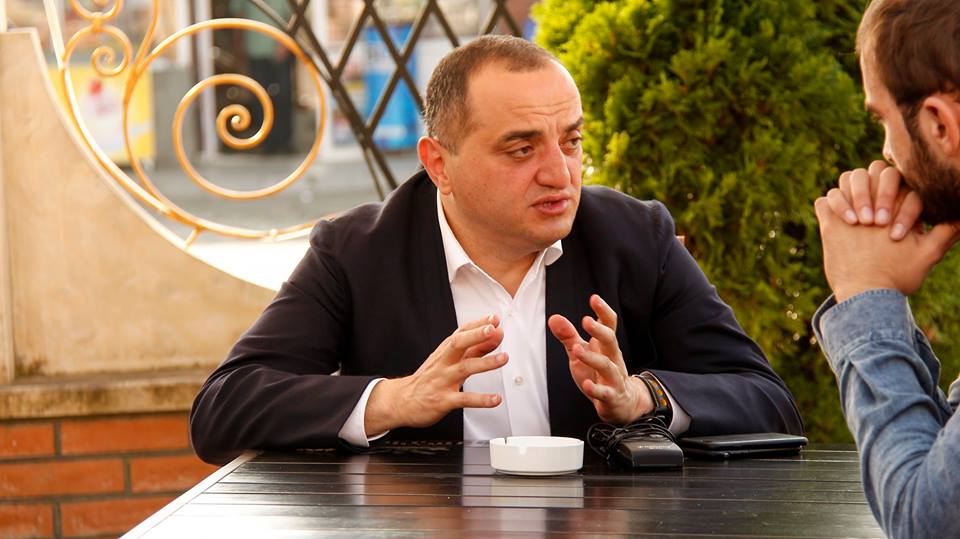 Накопія – один із соратників екс-президента Грузії Михеїла Саакашвілі та входить до партії Накопія – один із соратників екс-президента Грузії Михеїла Саакашвілі та входить до партії