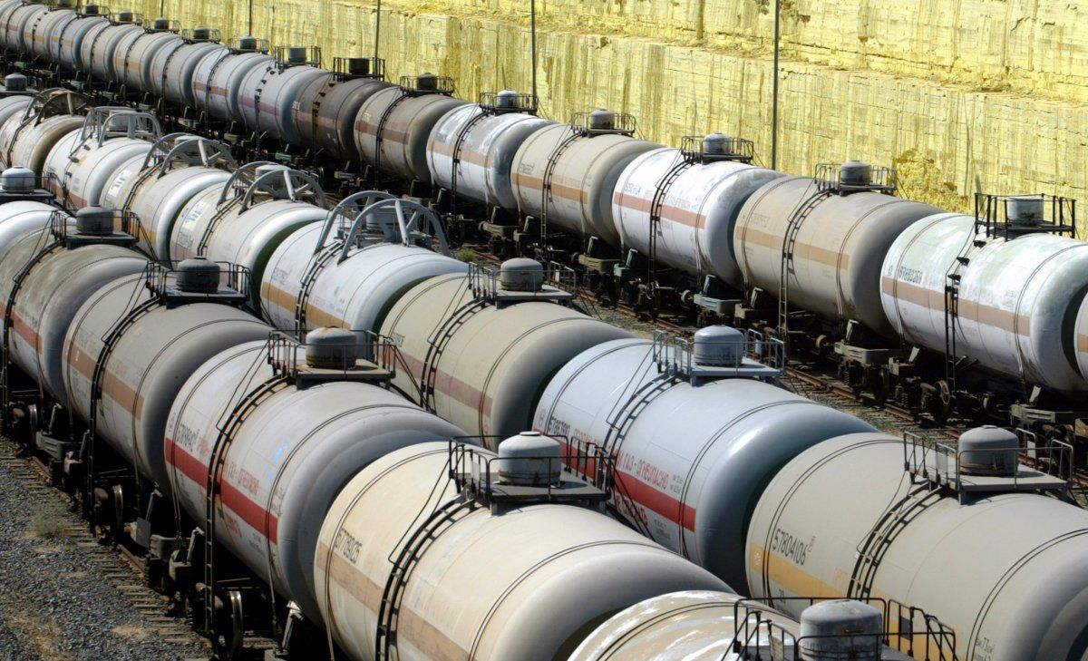 Конкурс на 17 тис. арештованих вагонів від АРМА може призвести до проблем на ринку пального в Україні, - ЗМІ Конкурс на 17 тис. арештованих вагонів від АРМА може призвести до проблем на ринку пального в Україні, - ЗМІ