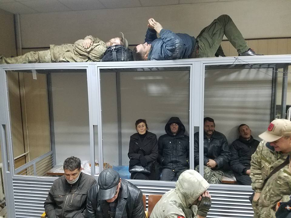 Помещение Святошинского райсуда / фото facebook.com/kutiepov Помещение Святошинского райсуда / фото facebook.com/kutiepov