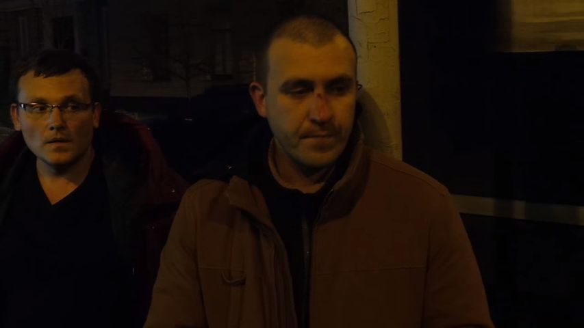 Бійка нардепа Соболєва під Радою: постраждалим виявився 'кіборг' (фото, відео) Бійка нардепа Соболєва під Радою: постраждалим виявився 'кіборг' (фото, відео)