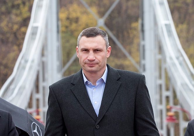Киевский городской голова также напомнил, что после ремонта уже запущены такие крупные объекты, как бульвар Дружбы народов Киевский городской голова также напомнил, что после ремонта уже запущены такие крупные объекты, как бульвар Дружбы народов