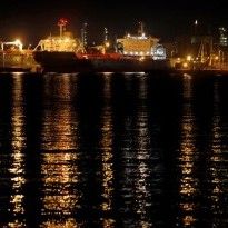 Reuters: Oil prices rise, but 2018 outlook points to ample supply