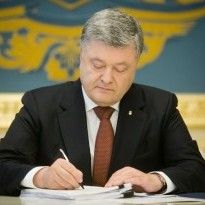 Poroshenko has greatest chances of winning presidential elex - poll
