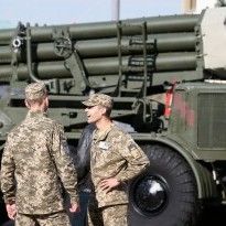 С начала года военным поставили уже более 300 танков и бронетранспортеров