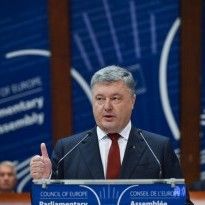 Poroshenko defends education law in PACE