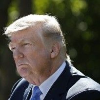 Рейтинг Трампа упал до исторического минимума