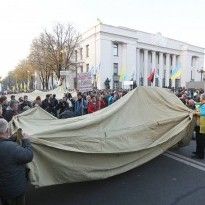 Prosecutor General, National Police chief vow not to take down protesters' tents outside Rada