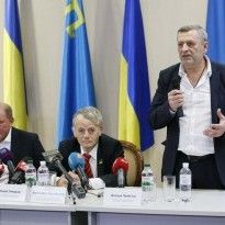 Чийгоз собирается вернуться в Крым, а Умеров подчеркивает, что никого не просил его вывозить и освобождать