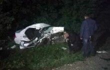 В Хмельницкой области в ДТП погибли трое людей: водитель совершал обгон и столкнулся с другим авто на встречной полосе (фото)
