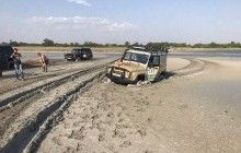 Мэр Мелитополя с чиновниками катался на джипах в заповеднике, открыто уголовное производство