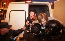 По России в день рождения Путина прокатилась волна акций протеста (фоторепортаж)
