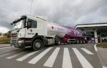 Заправки SOCAR бесплатно будут давать топливо "скорым" и спасателям