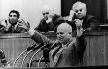 Календар подій: «Кузькіна матір» від Хрущова, повернення Києву статусу столиці і день народження «чортового колеса»