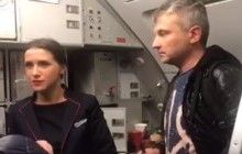 Скандал между Скрыпиным и Wizz Air: обматеривший стюардессу журналист показал видео из самолета