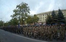 В Днепре прошел масштабный военный марш (фото, видео)