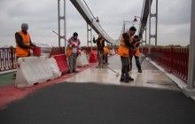 Ремонт Паркового пешеходного моста завершится до конца года - КГГА