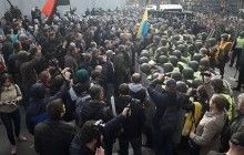Активисты намерены оставаться под Радой до выполнения их требований