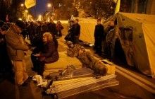 Под Радой появилась первая баррикада (видео)