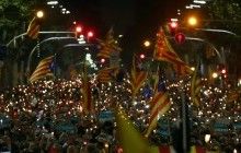 В Каталонии тысячи людей выступили против арестов общественных лидеров (фото)
