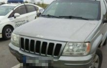 У Рівному 9-річний хлопчик їхав за кермом джипа, в якому знайшли наркотики та зброю (фото)