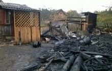 На Житомирщині ліквідували пожежу у господарчій споруді та ще дві будівлі врятували