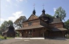 В УПЦ оприлюднили відео, на якому люди в балаклавах б'ють віруючих у Коломиї (відео)
