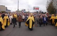 У Луцьку тисячі православних пройшли хресним ходом у день пам’яті Всіх святих землі Волинської