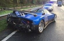 У Британії унікальний суперкар вартістю $2 мільйони на швидкості врізався у відбійник