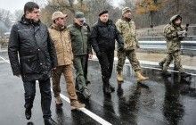 Турчинов зобов'язав військове керівництво посилити заходи зі збереження життя військових на Донбасі